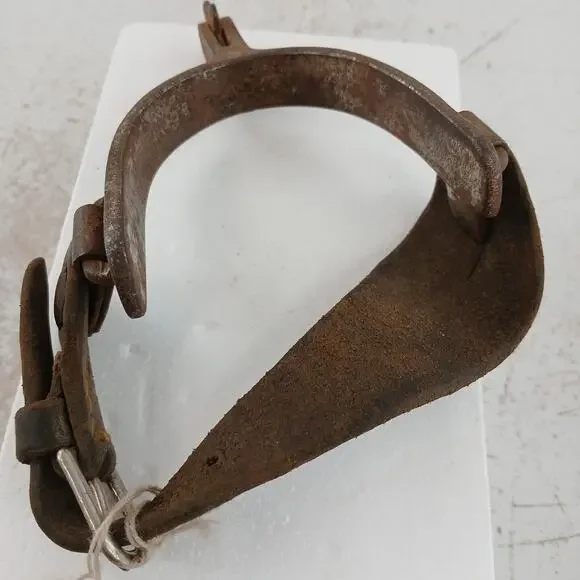 Vintage BOONE Western Cowboy Single Spur Metal Riding Gear  display picture 3